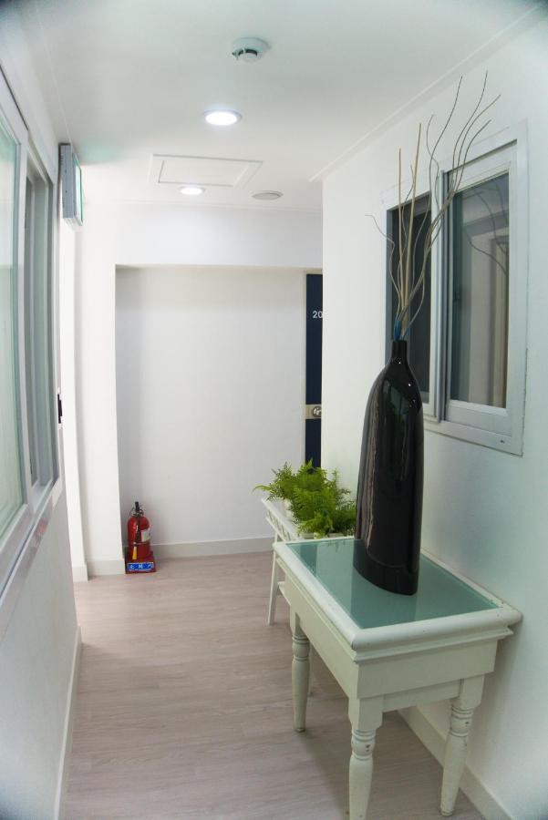 G-Star Guesthouse Seoul Exterior photo